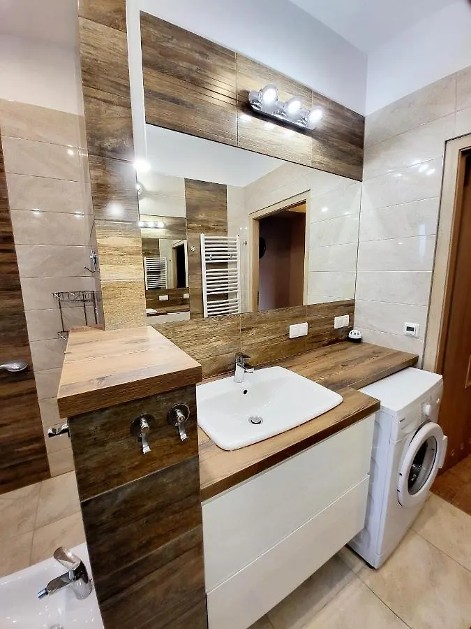 Tanie Spanie Przy Targach Poznanskich - Zameldowanie Bezobslugowe- Homestay Poznan